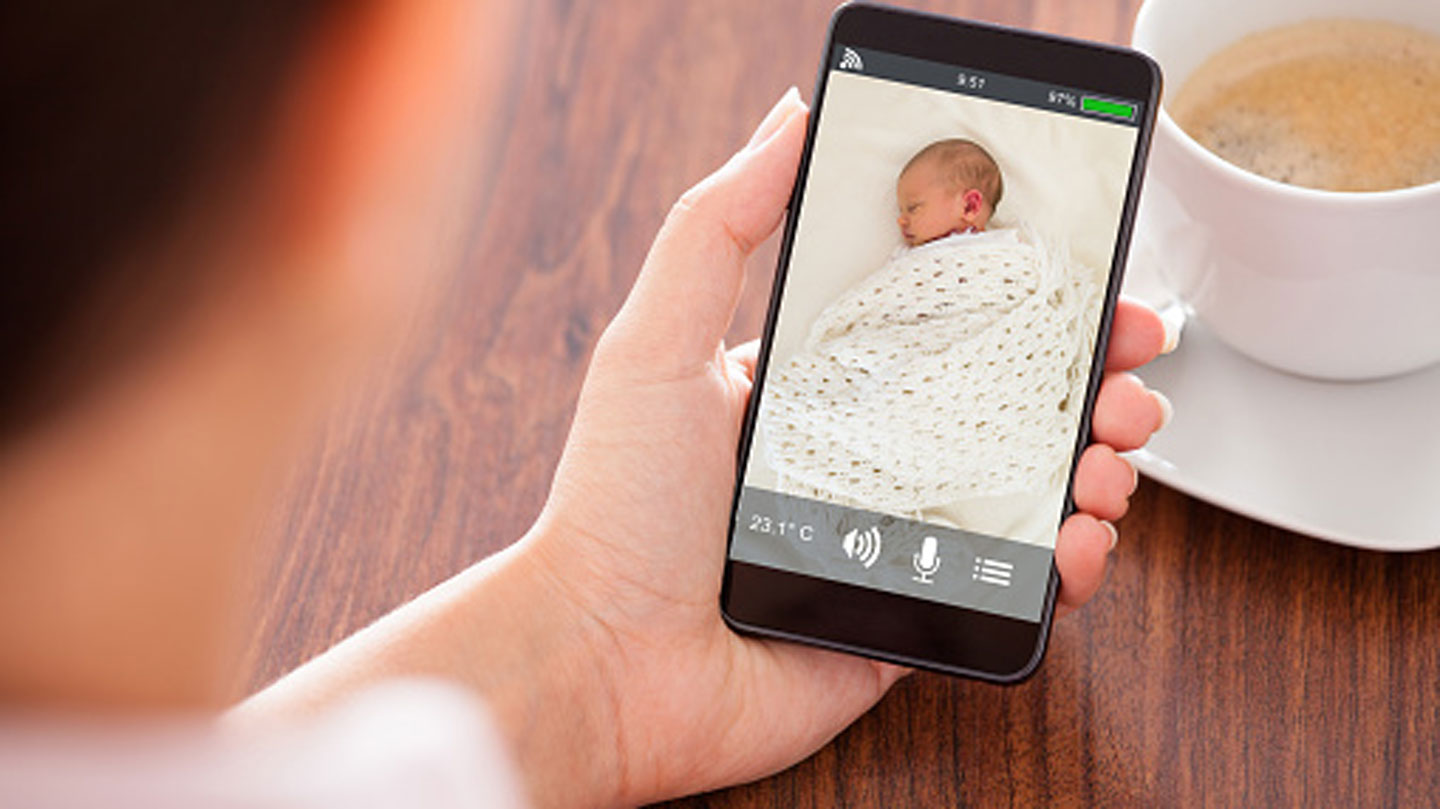 Top 3 Baby Monitors For Busy Parents