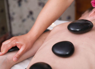 Let’s-Know-Features-&-Functions-of-Back-Massagers-on-ServiceTrending