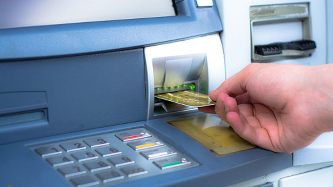 Way-to-Process-Transactions-Quickly-and-Effectively-With-ATM-Transaction-Processing-on-servicetrending