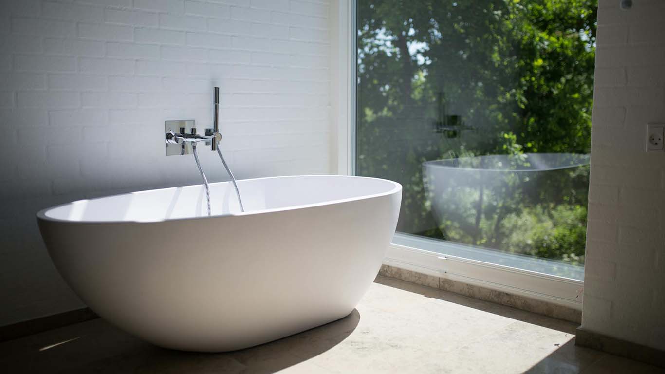 How Professional Walk In Tubs Installation Enhances Bathroom Accessibility on servicetrending